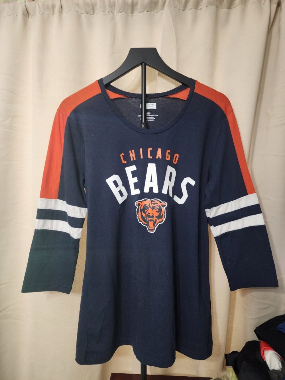 Womens Chicago Bears Size Large 3/4 Sleeve Shirt